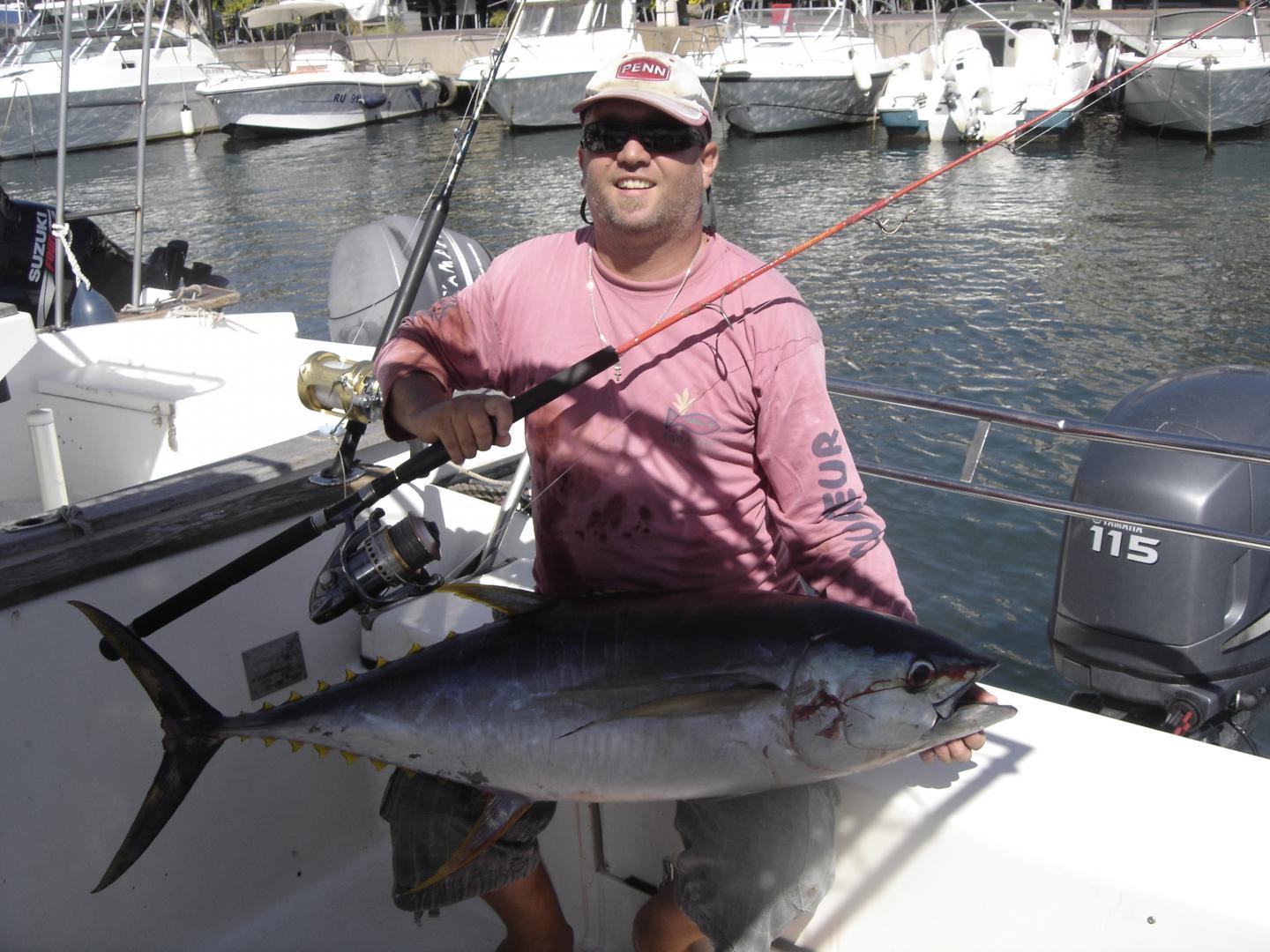 Peche Au Gros Saint Gilles Les Bains Peche gros, location de bateau - Saint-Gilles les Bains, La Réunion, Saint- Gilles les Bains – Batoloc